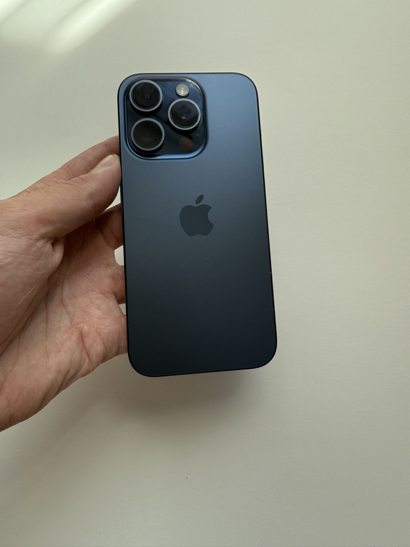 iPhone 15 Pro 128, Fully Unlocked