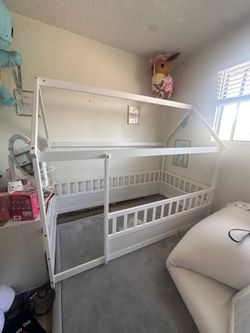 Kid's Bed Frame