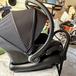 Maxi Cosi Infant Car Seat With Bucket (Black)