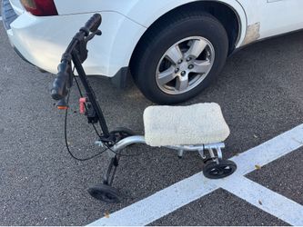Nova Turning Knee Walker TKW-12