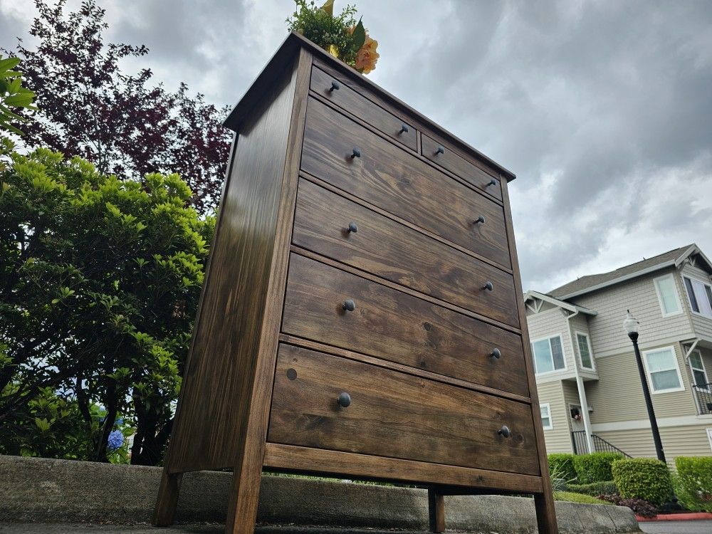 MARVELOUS Modern Solid Wood Dresser 6 Drawers