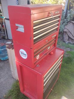 Craftsman rollaway tool box