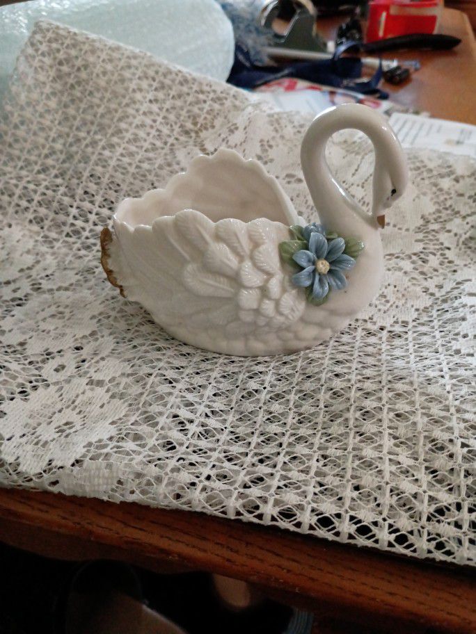 Ceramic Swan