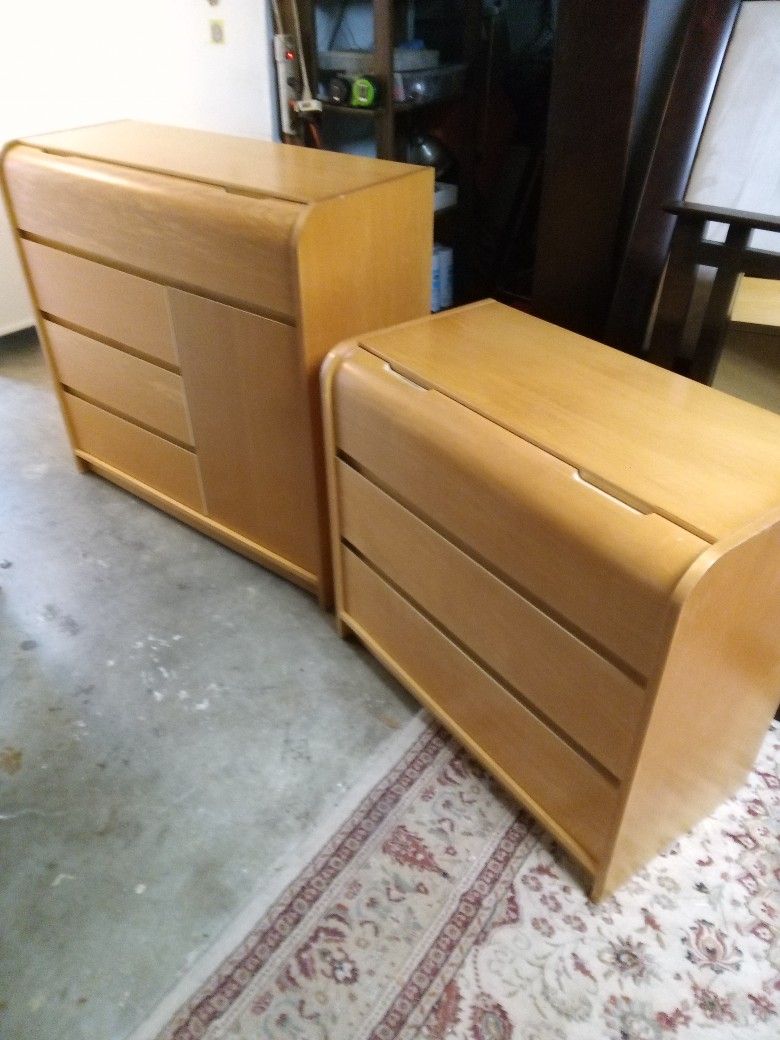 Waterfall Design Maple Wood Changing Table And Dresser