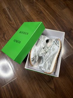  Bottega Veneta Size 10