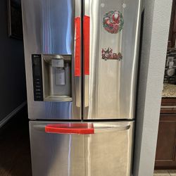 LG Refrigerator Selling As Is and Best offer
