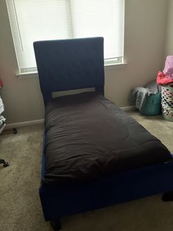 Twin Bed Frame Fir Sale 75$