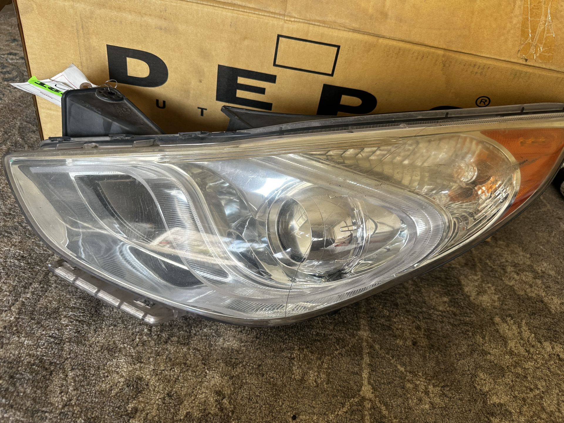2014 2016 Hyundai Elantra Headlight
