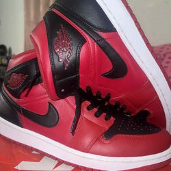 Air Jorden 1 Mid Gym Red Black White