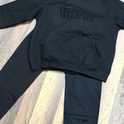 Essentials Fear Of God Hoodie SweatPants Medium