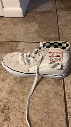 Vans size 6.5 women/5 men’s