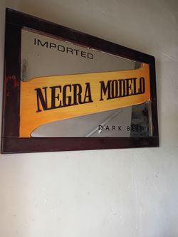 NEGRA MODELA GLASS WITH RED WOOD FRAME