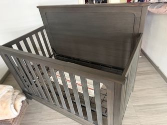 Wood Crib