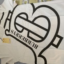 Burberry T-Shirt