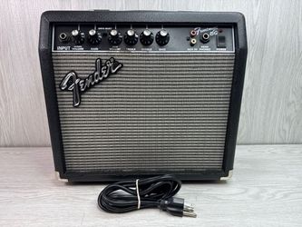 Fender Frontman 15G PR 495 15W electric guitar combo amplifier(A1G014551)