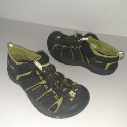 Keen Kids Youth Sport Hiking Waterproof Sandals Size 3