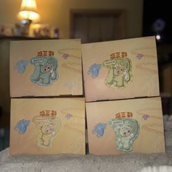 Baby Three 400 % Hugging Baby Backpack Plush Blind Box -New Confirmed BB3 - OBO 