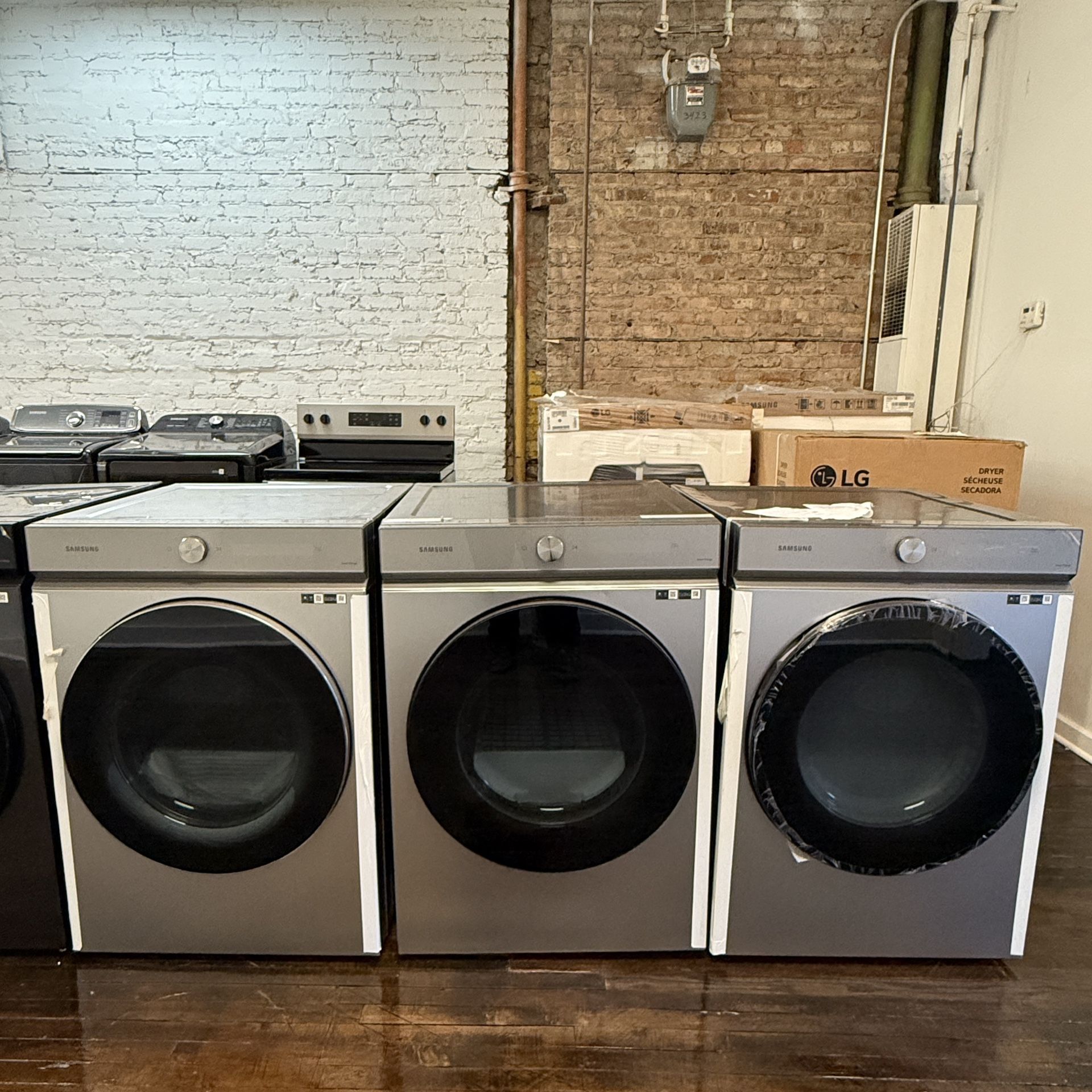 New Electric Smart Samsung Dryer Bespoke Stainless Steel