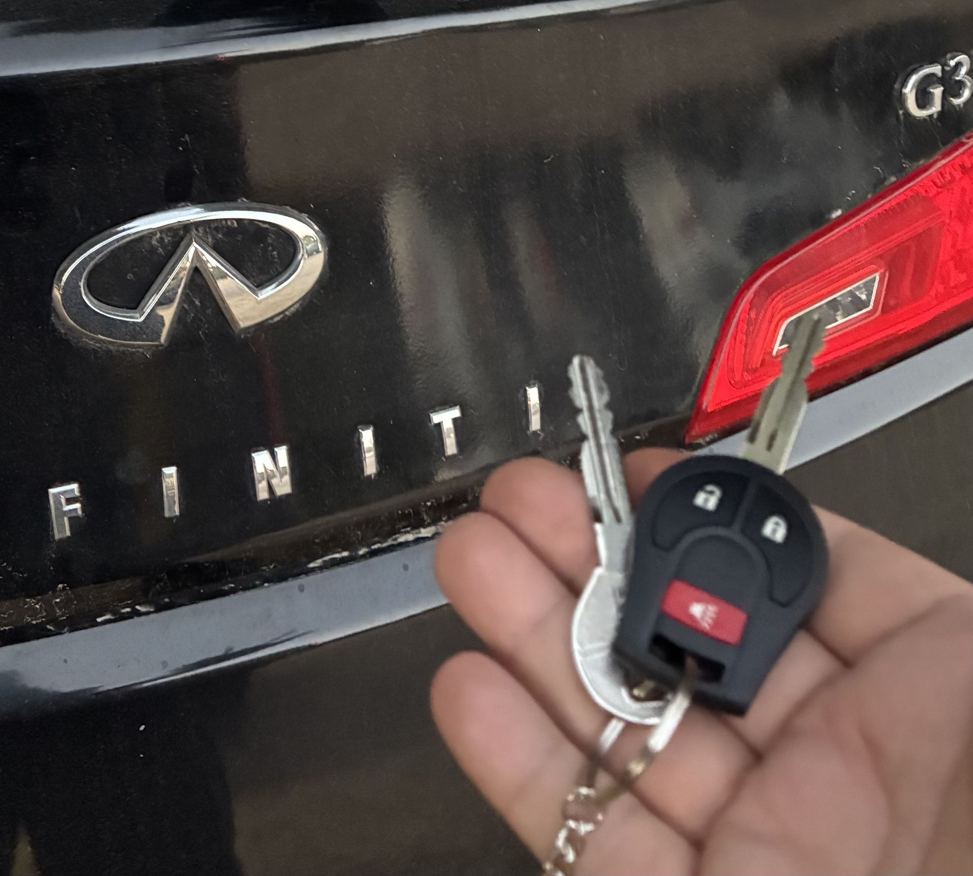 Car Keys/ Llaves De Carro