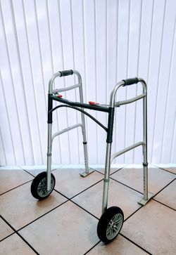 💫 Walker Outdoor “Off Road” with “Thick” Wheels (Drive)