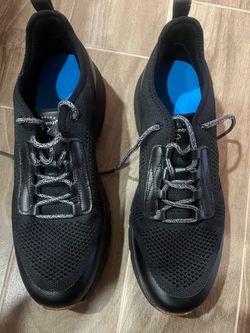 New Dr comfort black gym shoes size 13 male
