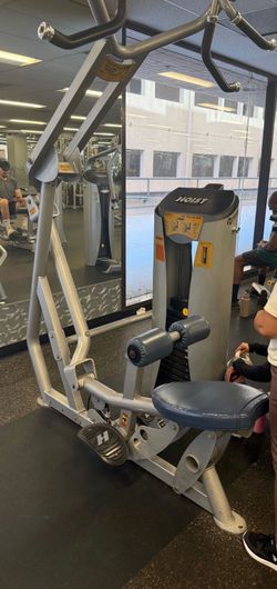 HOIST ROC IT LAT PULLDOWN!! READY FOR DELIVERY OR PICKUP NOW!!