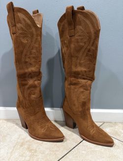 Women’s Orang Brown Boots 7