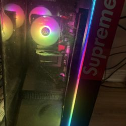 Gaming Pc and curved monitor 