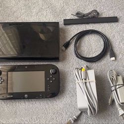 Wii U Pad And Console With Controller