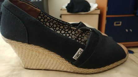 TOMS