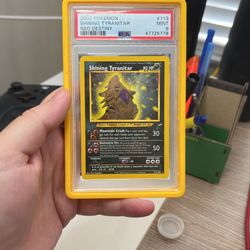 Pokémon - Shining tyranitar Psa 9