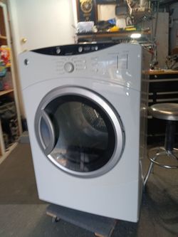 Deluxe GAS DRYER perfectly working