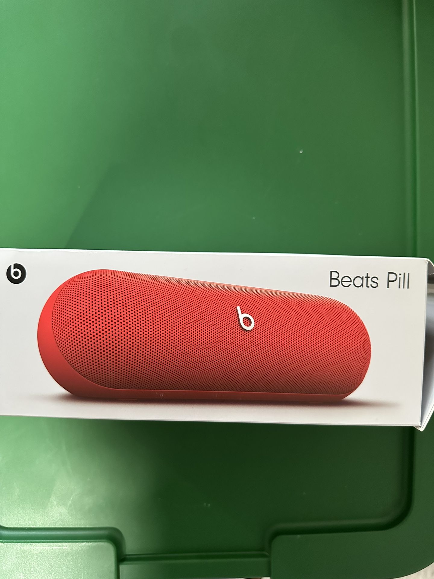 Beats Pill Red