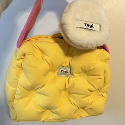 Puffy cheese tote