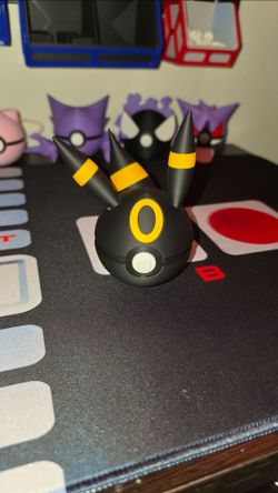 Umbreon pokeball