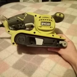 Ryobi ZRBE319 6-Amp 3 in. x 18 in.