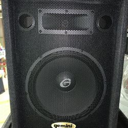 DJ Equipment - Gemini Mixer & Speakers