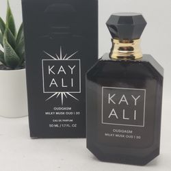 KAYALI 

OUDGASM MILKY MUSK OUD | 30 Eau de Parfum Intense

1.7 fl USED  15%