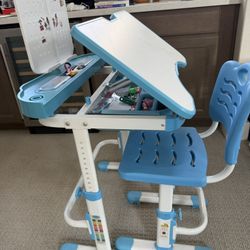 Children’s Desk & Bike Bundle Deal! 