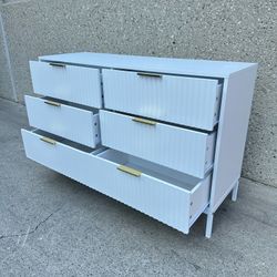 6 Drawer Storage Dresser 