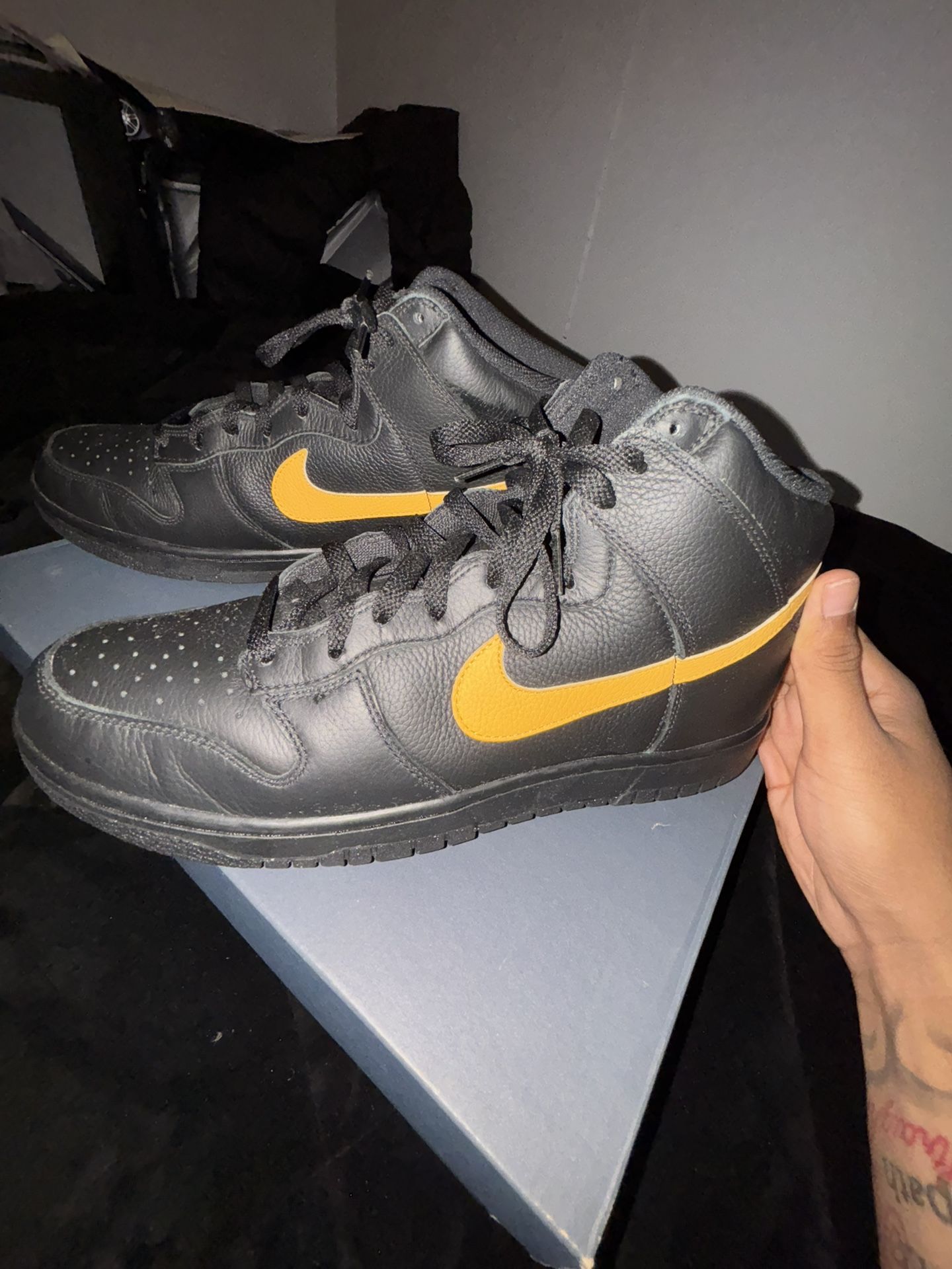 Nike Dunk High Black/yellow Size 12