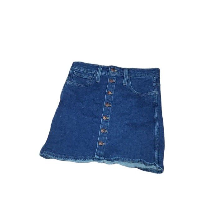 MADEWELL Blue A-Line Stretch Denim Jean Skirt Size 26 Button Front. Dimensions waist 26", waist- bottom hem 17" (0529)