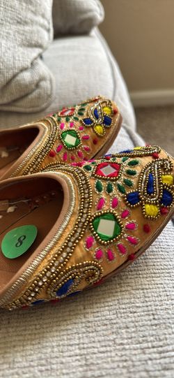 New Punjabi jutti- indian ethnic shoe