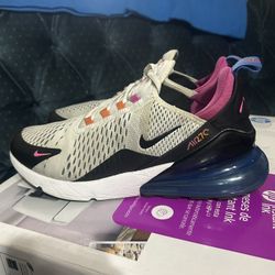 Nike Air Max 270 Size 11.5