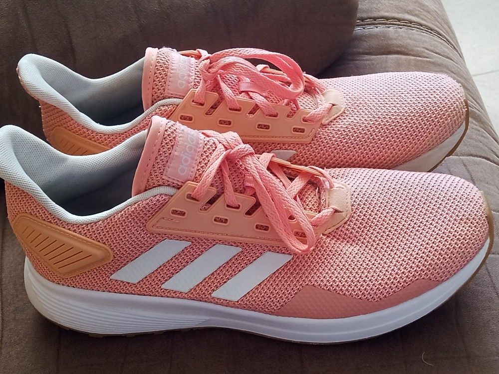 GORGEOUS ADIDAS WOMEN'S SHOES