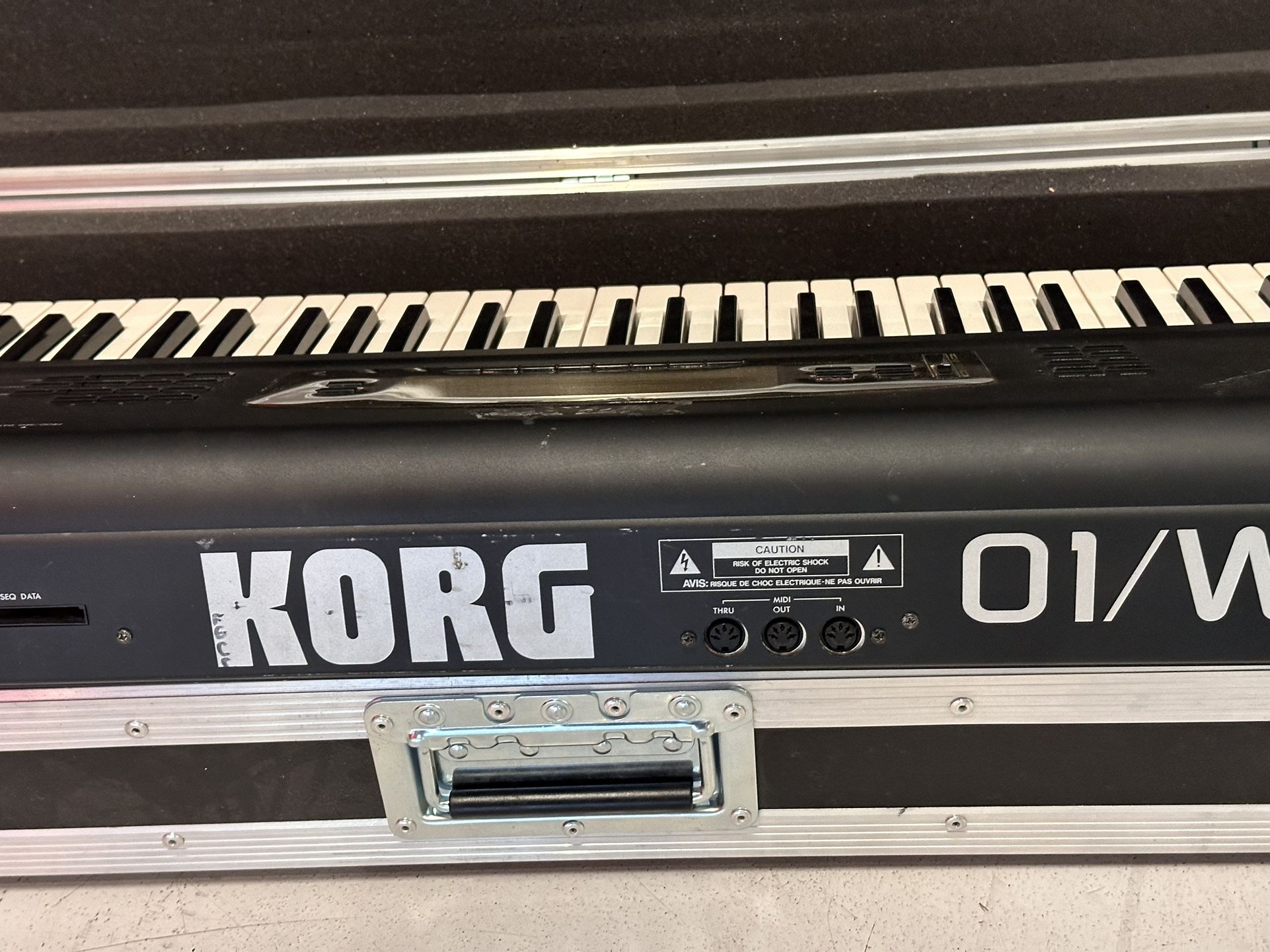 Korg 01/W Pro 76-Key Synth w/ Flight Case! for Sale in Phoenix, AZ