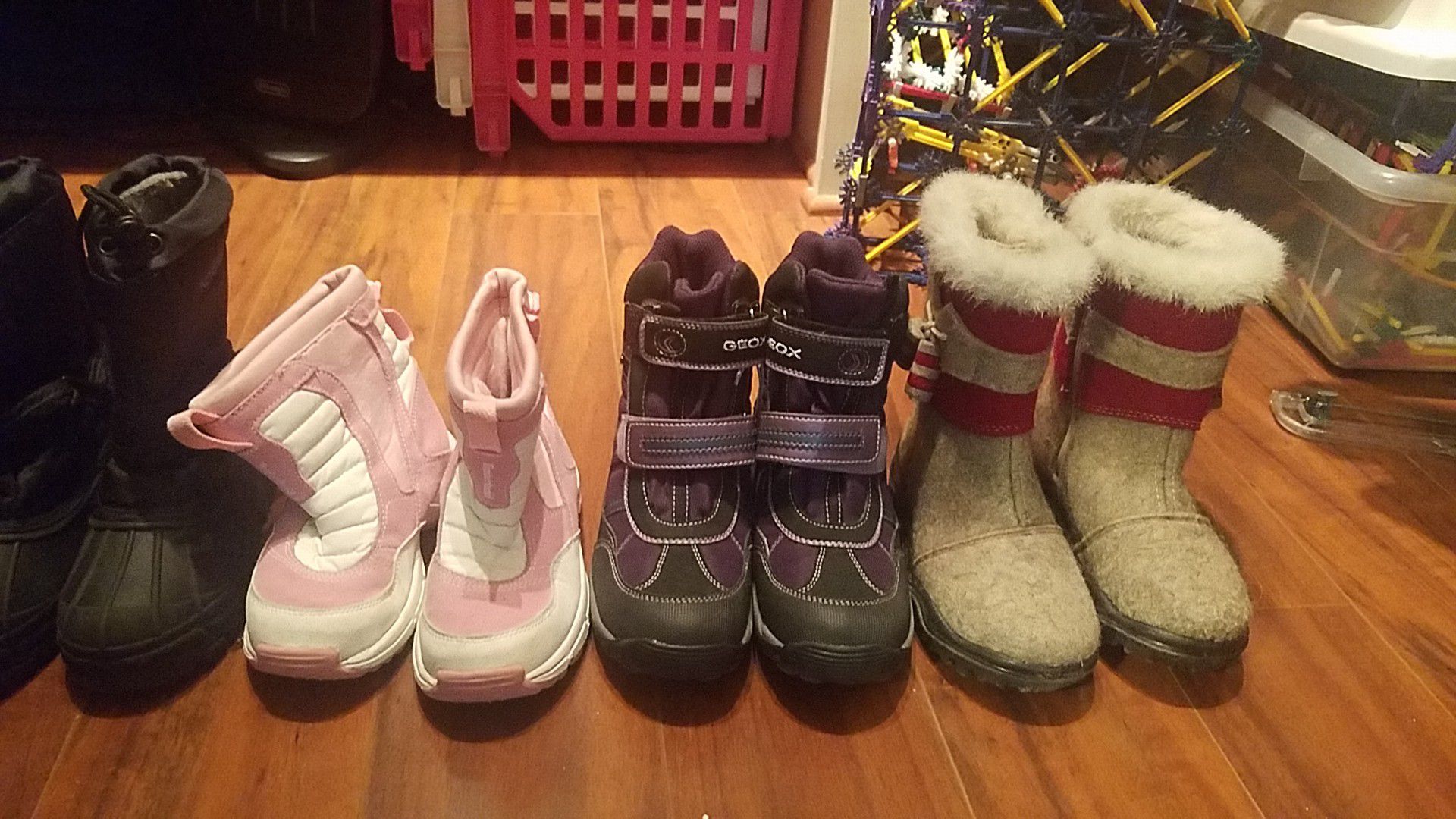 Winter/snow boots kids 13, 1, 1 1/2, 2