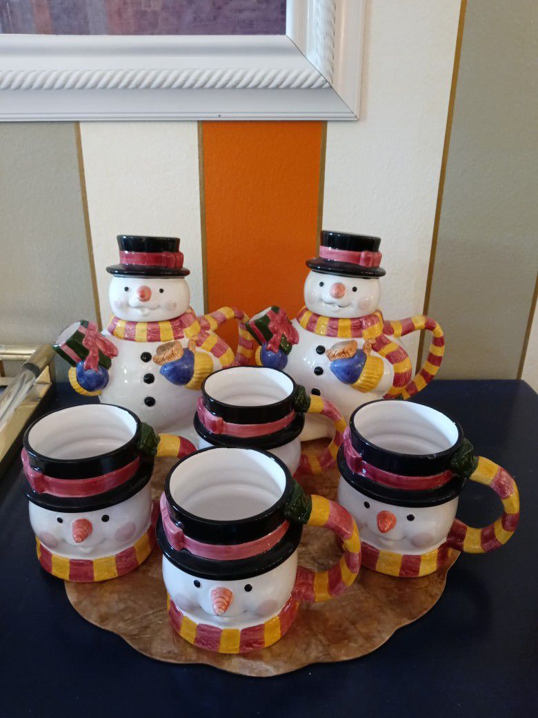 6 Piece Frosty The Snowman Hot Chocolate Ceramic Mugs Pitchers