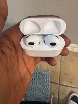 Generation 4 Apple Air Pods