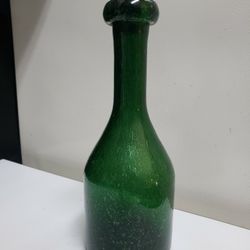Vintage emerald green art glass bottle w/ stopper